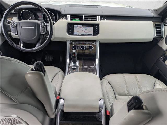Used 2016 Land Rover Range Rover Sport HSE image 17