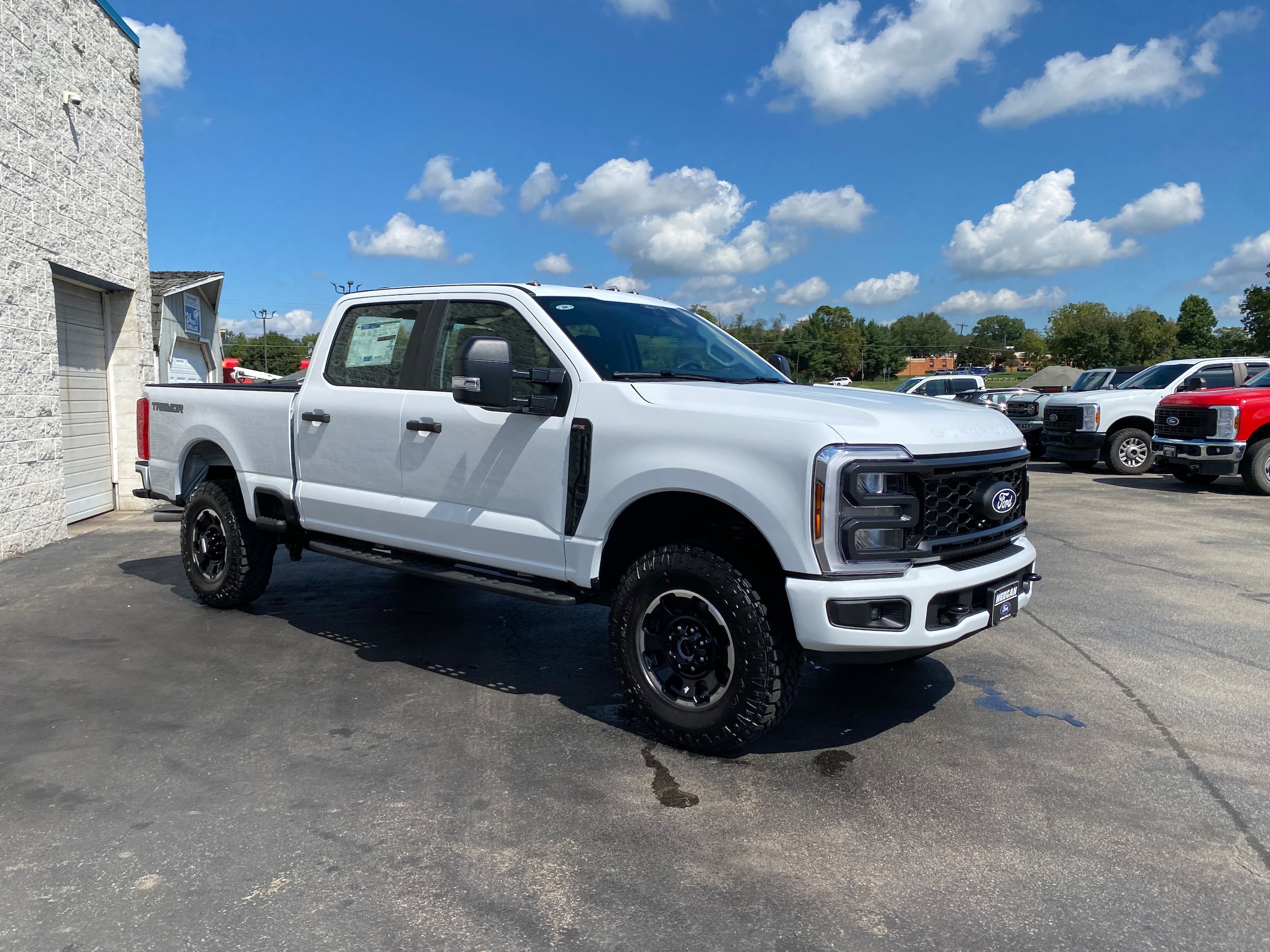 New 2027 Ford F250 XL w/ Tremor Off-Road Package AWD/4WD image 13