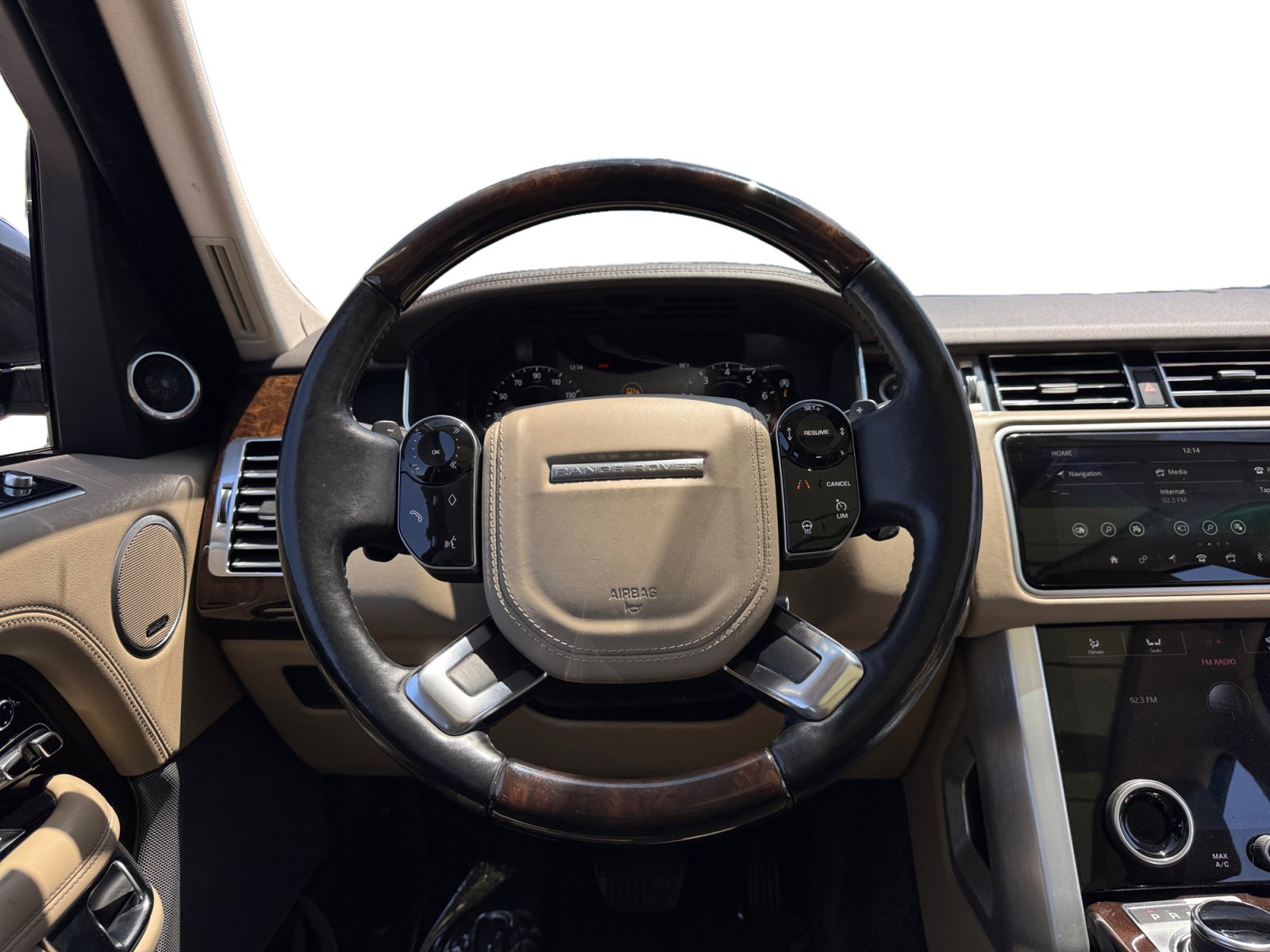 Used 2020 Land Rover Range Rover HSE AWD/4WD image 12