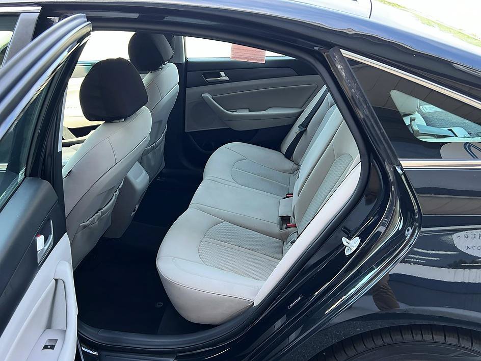 Used 2017 Hyundai Sonata Sport FWD image 18