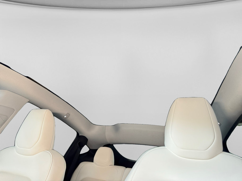 Used 2026 Tesla Model Y Long Range AWD/4WD image 24