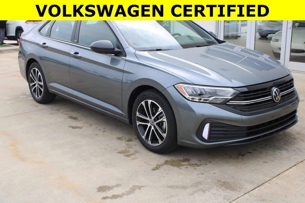 Certified 2024 Volkswagen Jetta Sport FWD image 1