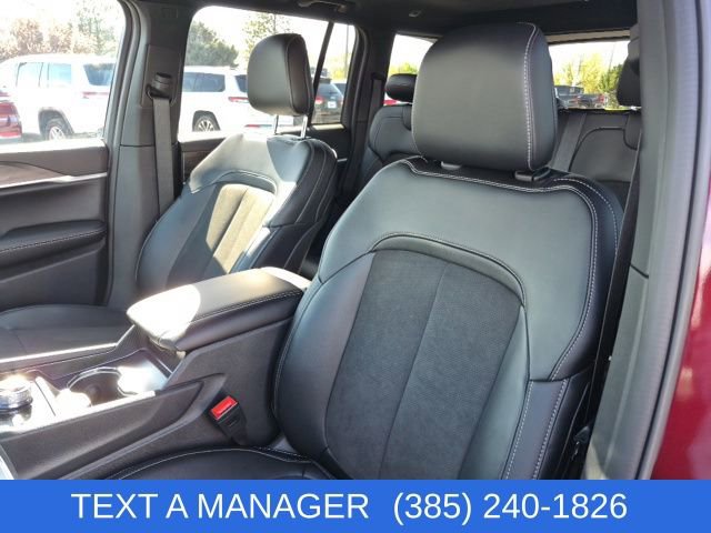 New 2026 Jeep Grand Cherokee Laredo image 15