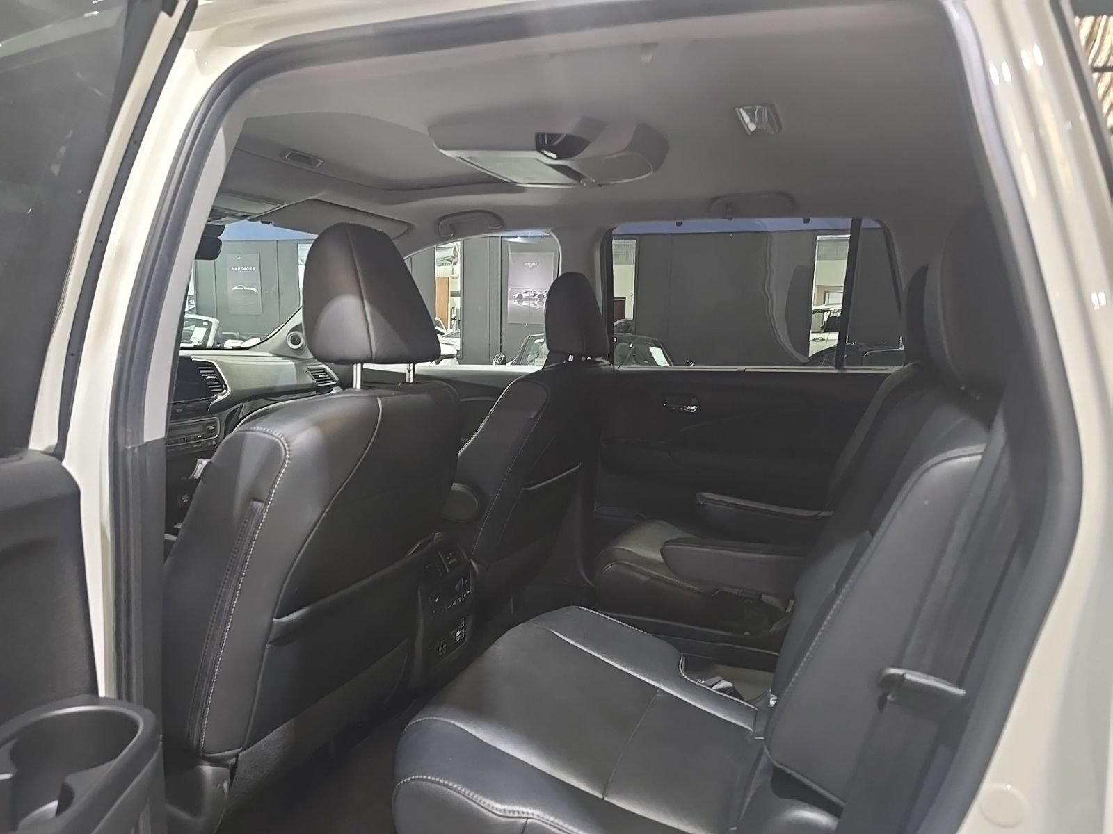 Used 2019 Honda Pilot Touring image 17