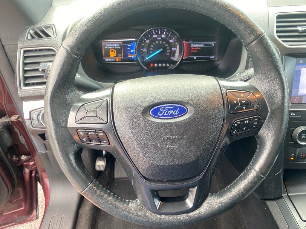 Used 2019 Ford Explorer XLT w/ Equipment Group 202A image 10