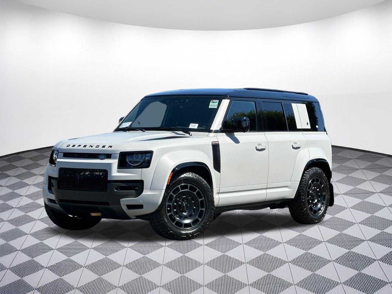 New 2026 Land Rover Defender 110 OCTA AWD/4WD image 28