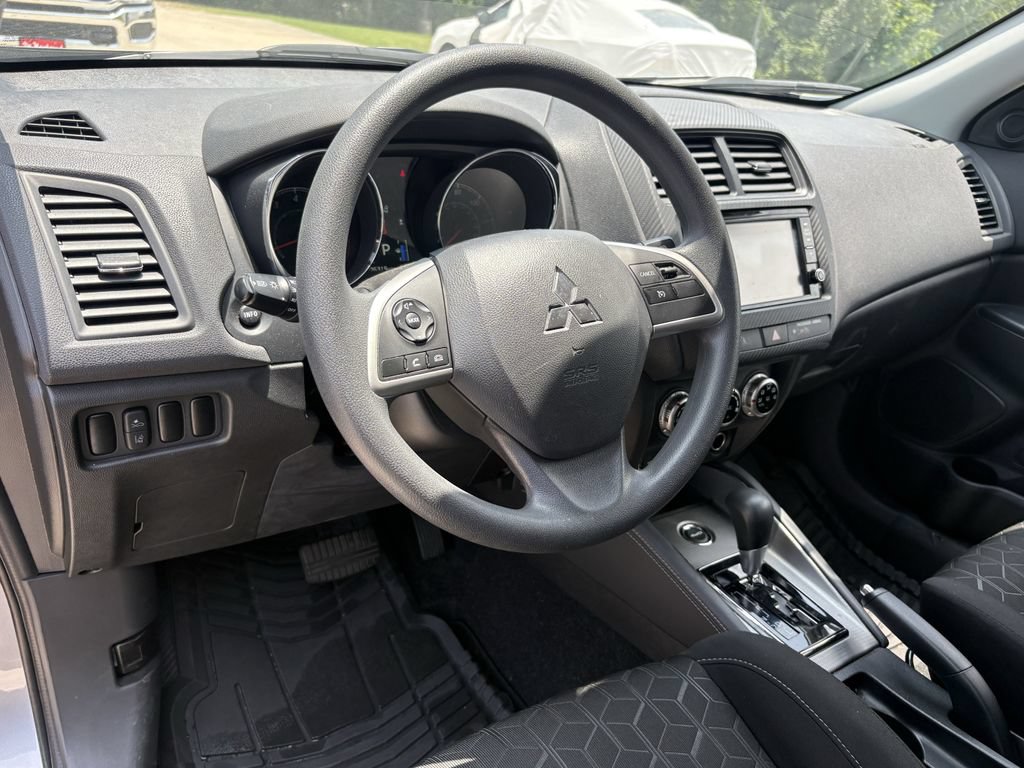 Used 2022 Mitsubishi Outlander Sport SE AWD/4WD image 14