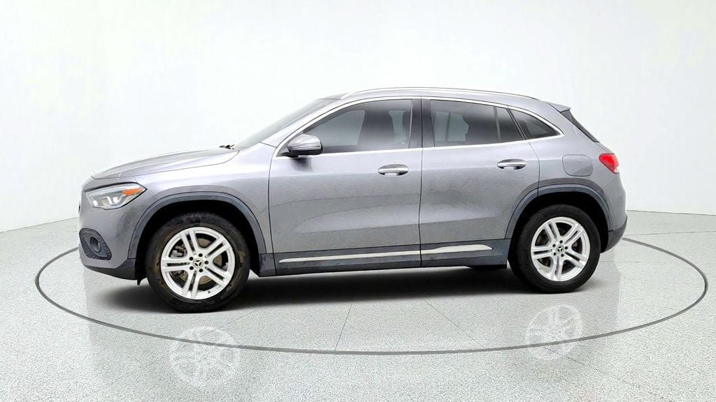 Used 2021 Mercedes-Benz GLA 250 4MATIC w/ Premium Package image 8