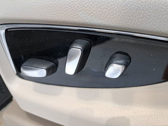 Used 2018 Cadillac Escalade Luxury image 32