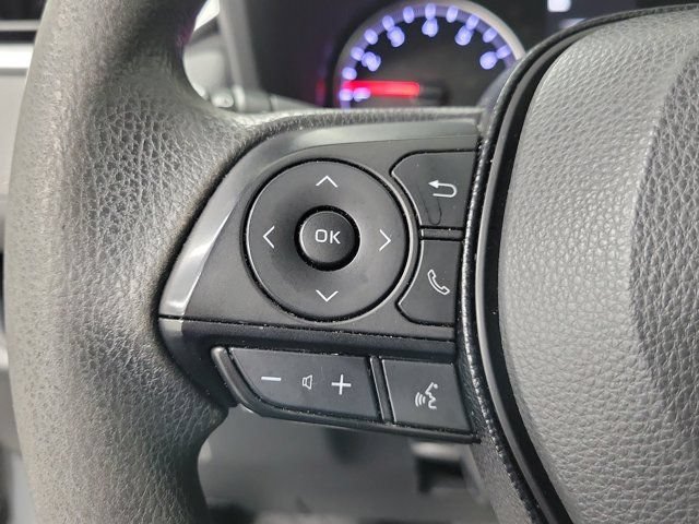 Used 2019 Toyota RAV4 XLE FWD image 26