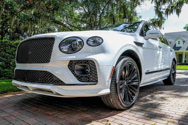 Used 2023 Bentley Bentayga Speed AWD/4WD image 14