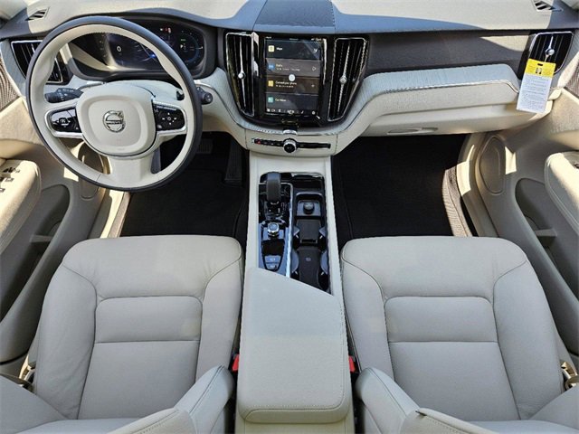 Certified 2025 Volvo XC60 T8 Plus w/ Protection Package Premier image 30