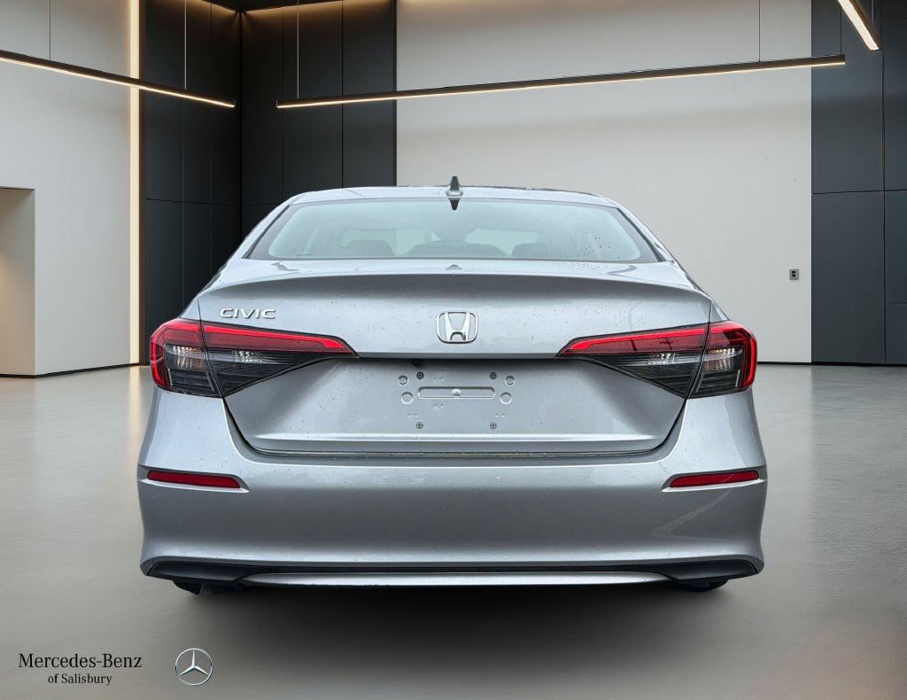 Used 2023 Honda Civic EX image 5