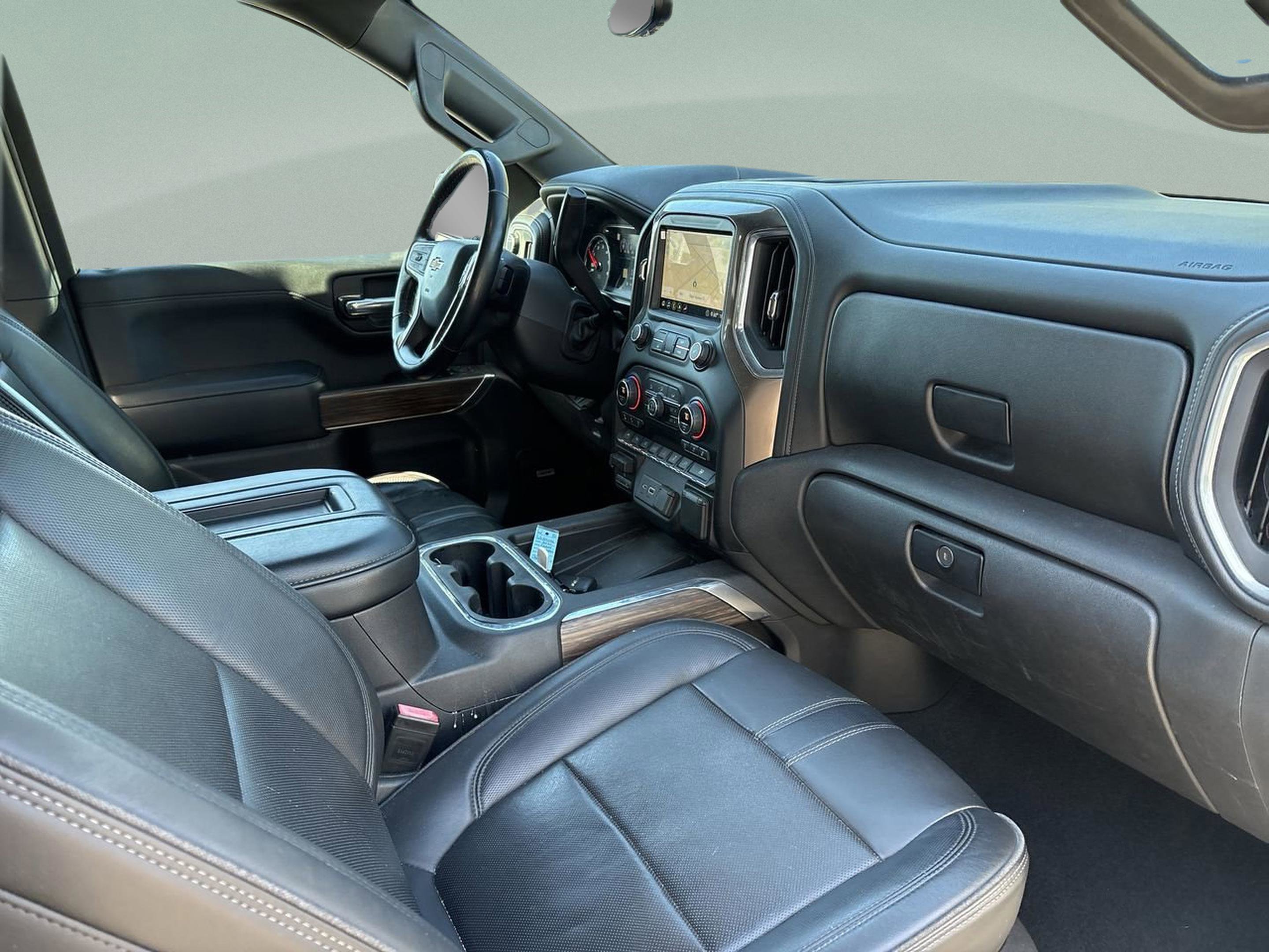 Used 2020 Chevrolet Silverado 1500 High Country w/ Technology Package image 20