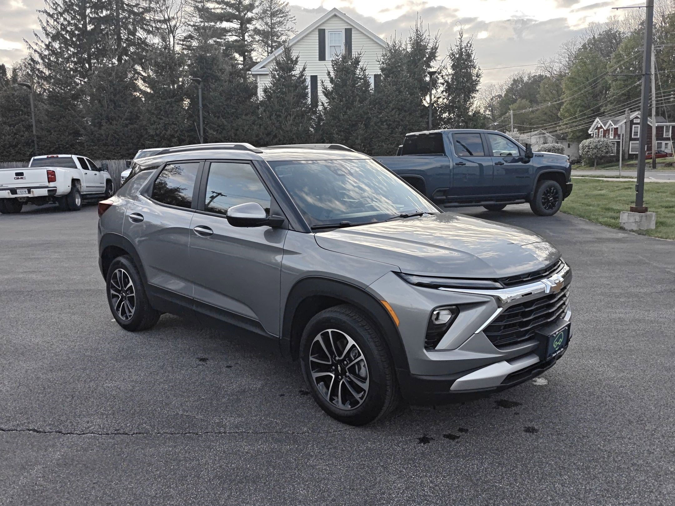 Certified 2026 Chevrolet TrailBlazer LT w/ Convenience Package FWD image 18