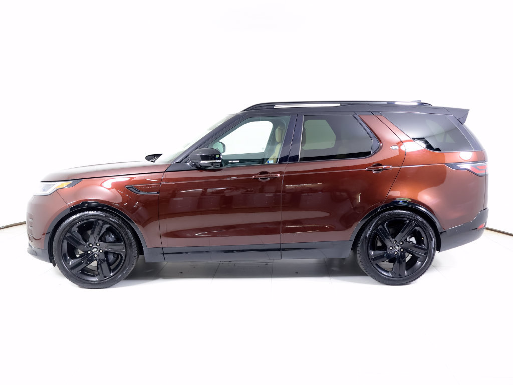 Used 2026 Land Rover Discovery Limited Edition AWD/4WD image 2