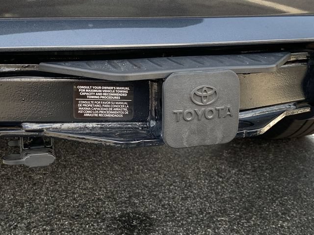 Used 2024 Toyota Highlander Limited AWD/4WD image 40