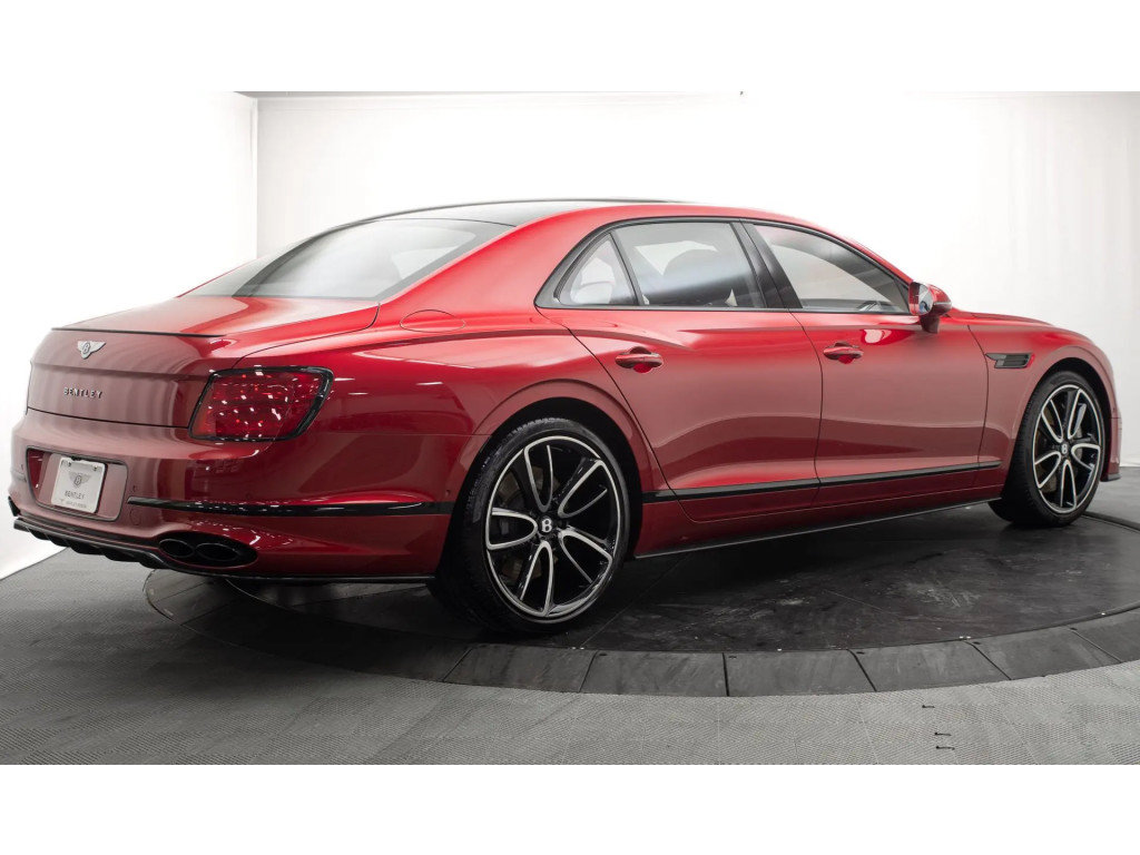 Certified 2024 Bentley Flying Spur S V8 AWD/4WD image 3