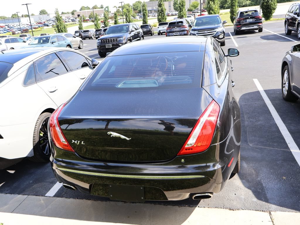 Used 2011 Jaguar XJ L RWD image 11