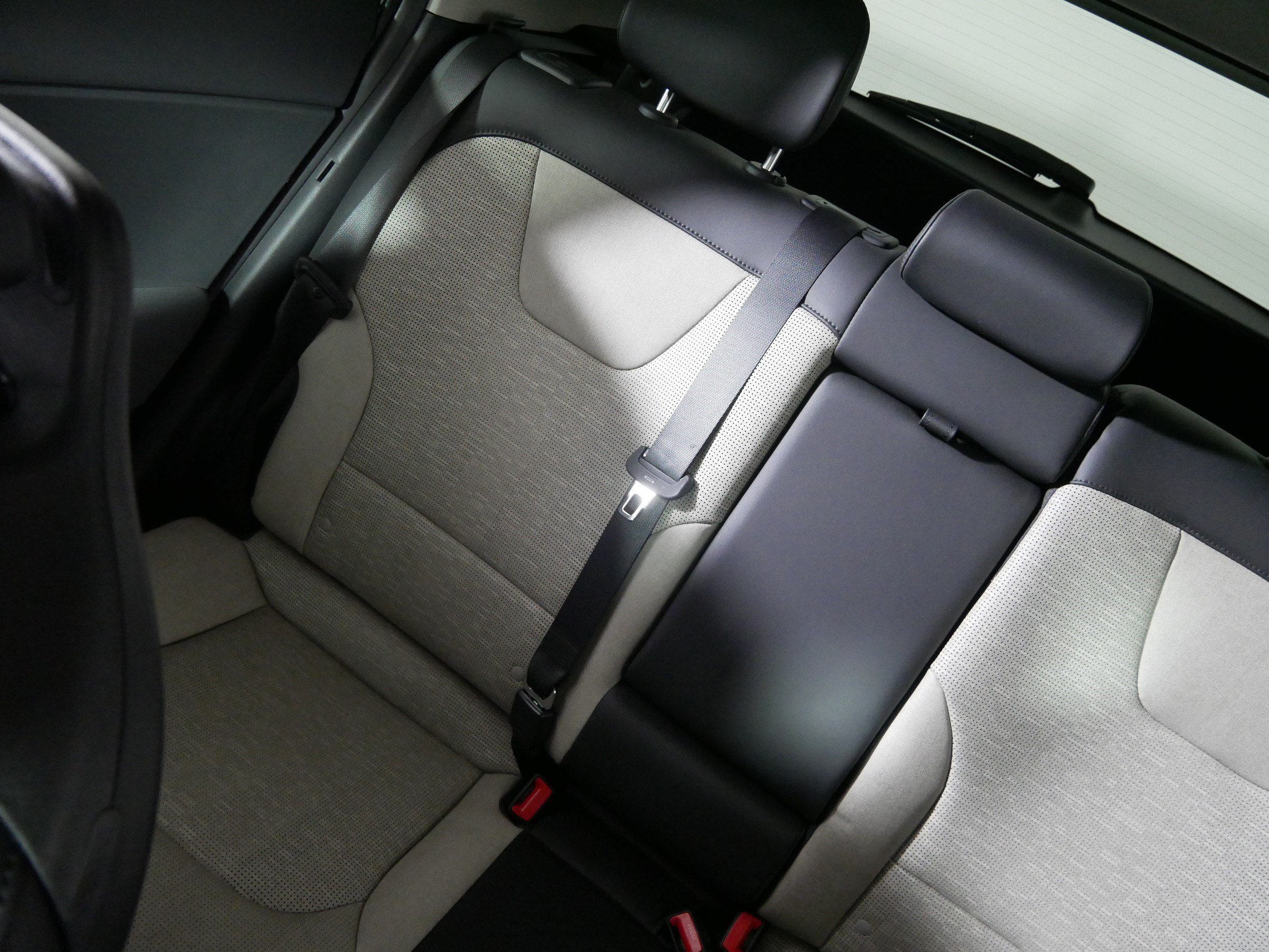 Used 2024 Kia Niro FWD image 12