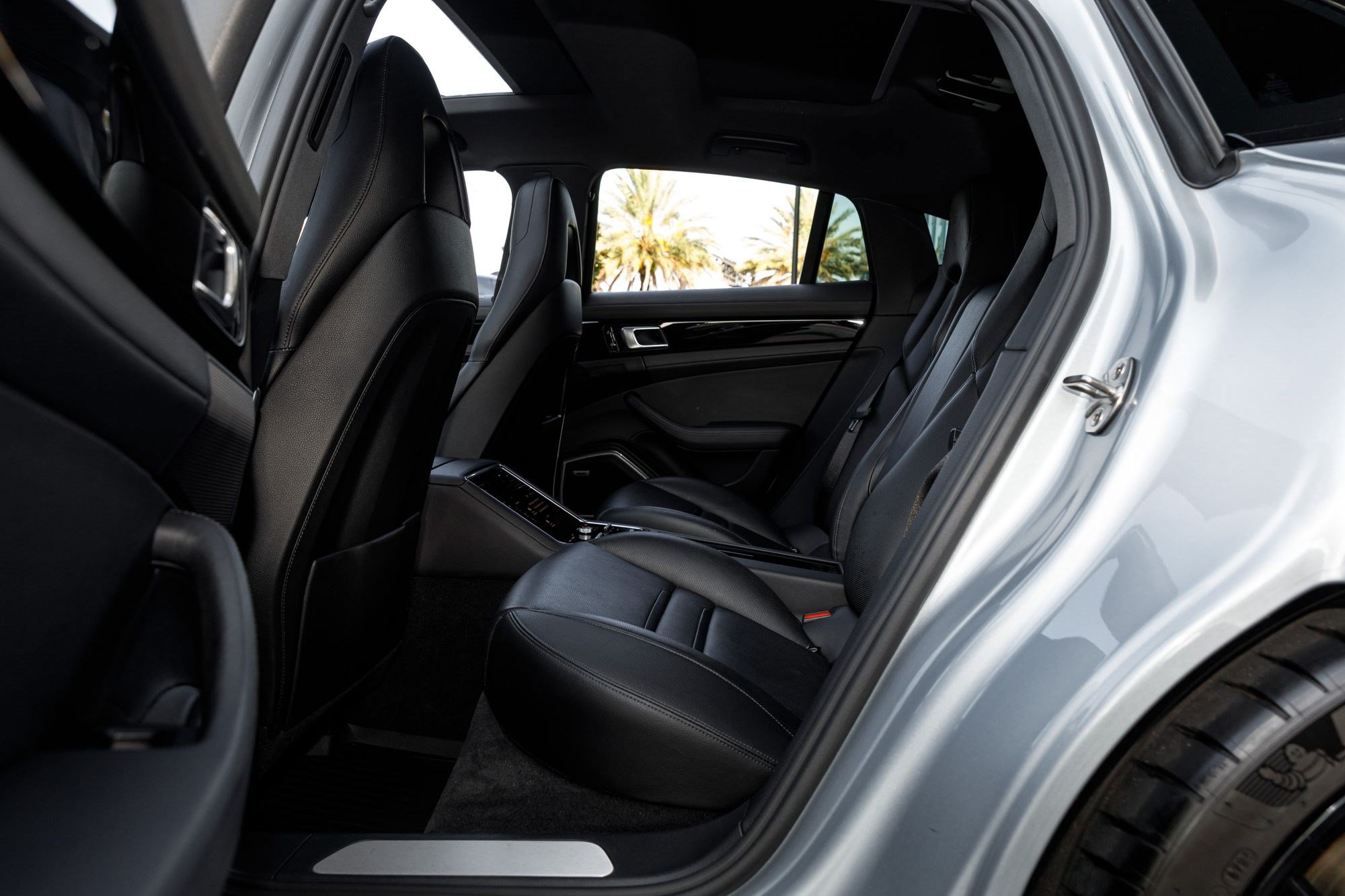 Used 2021 Porsche Panamera image 20