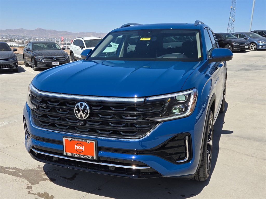 New 2025 Volkswagen Atlas SEL Premium R-Line image 4