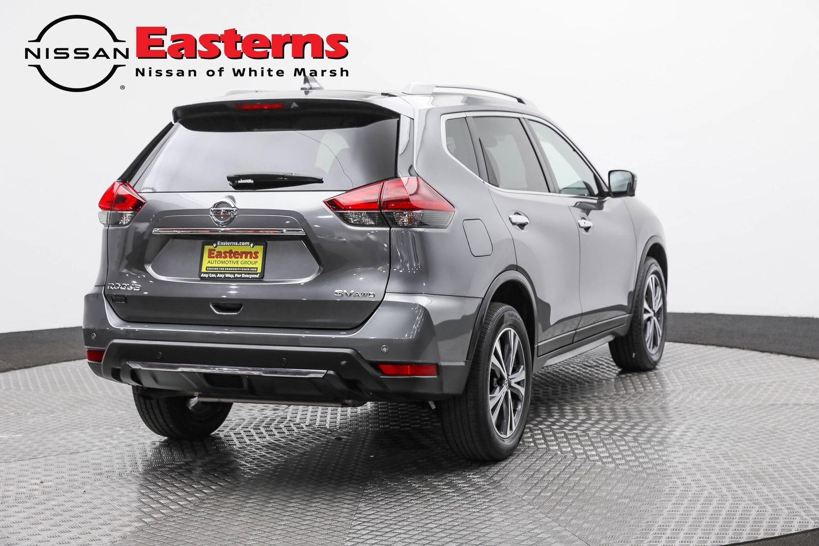 Used 2019 Nissan Rogue SV w/ Premium Package image 5