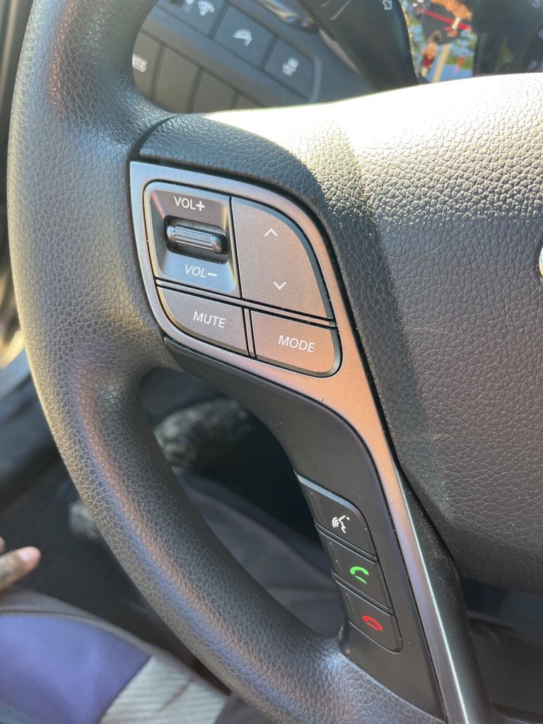 Used 2015 Hyundai Santa Fe Sport w/ Option Group 02 image 9