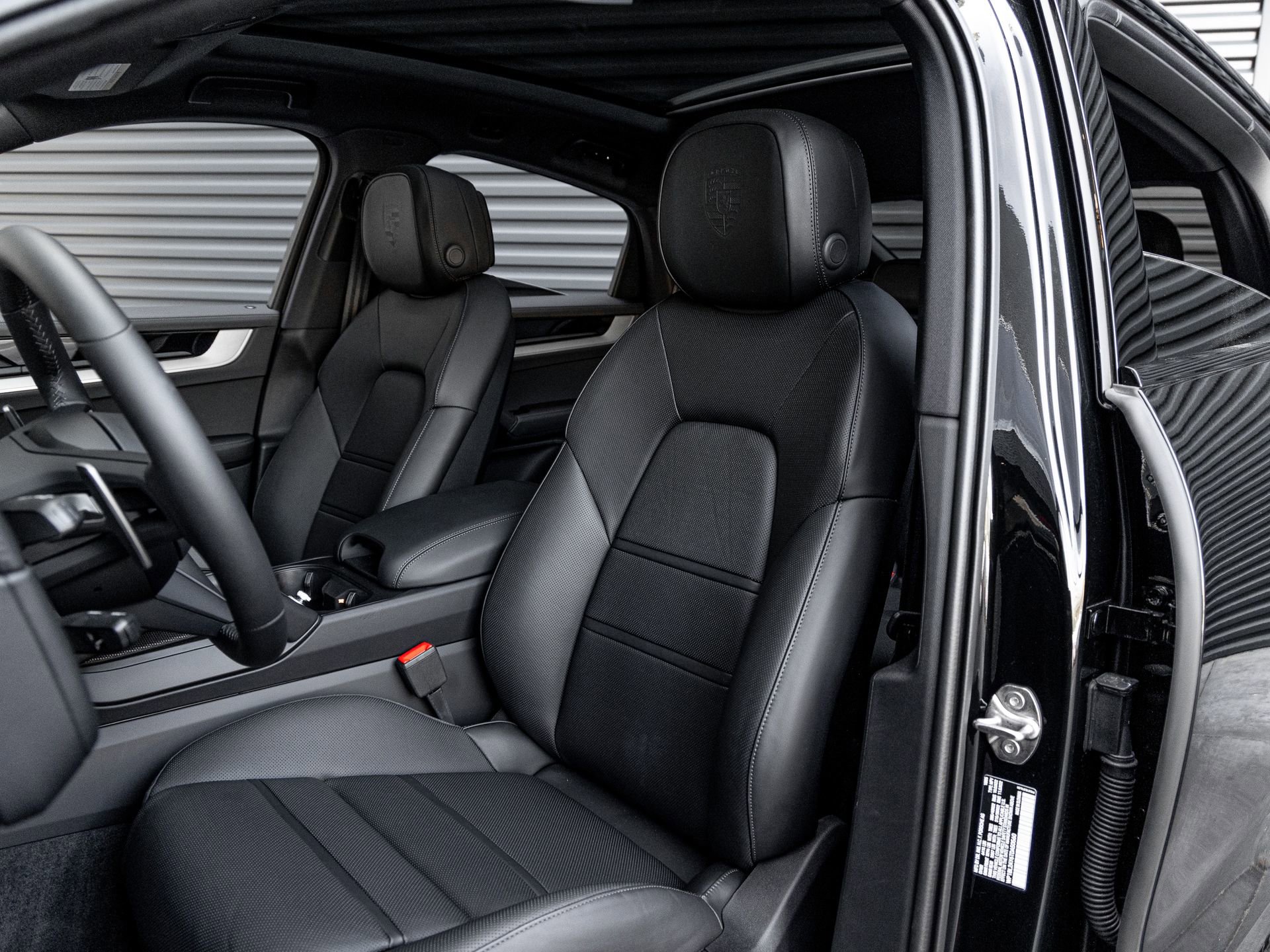 New 2026 Porsche Cayenne S image 5