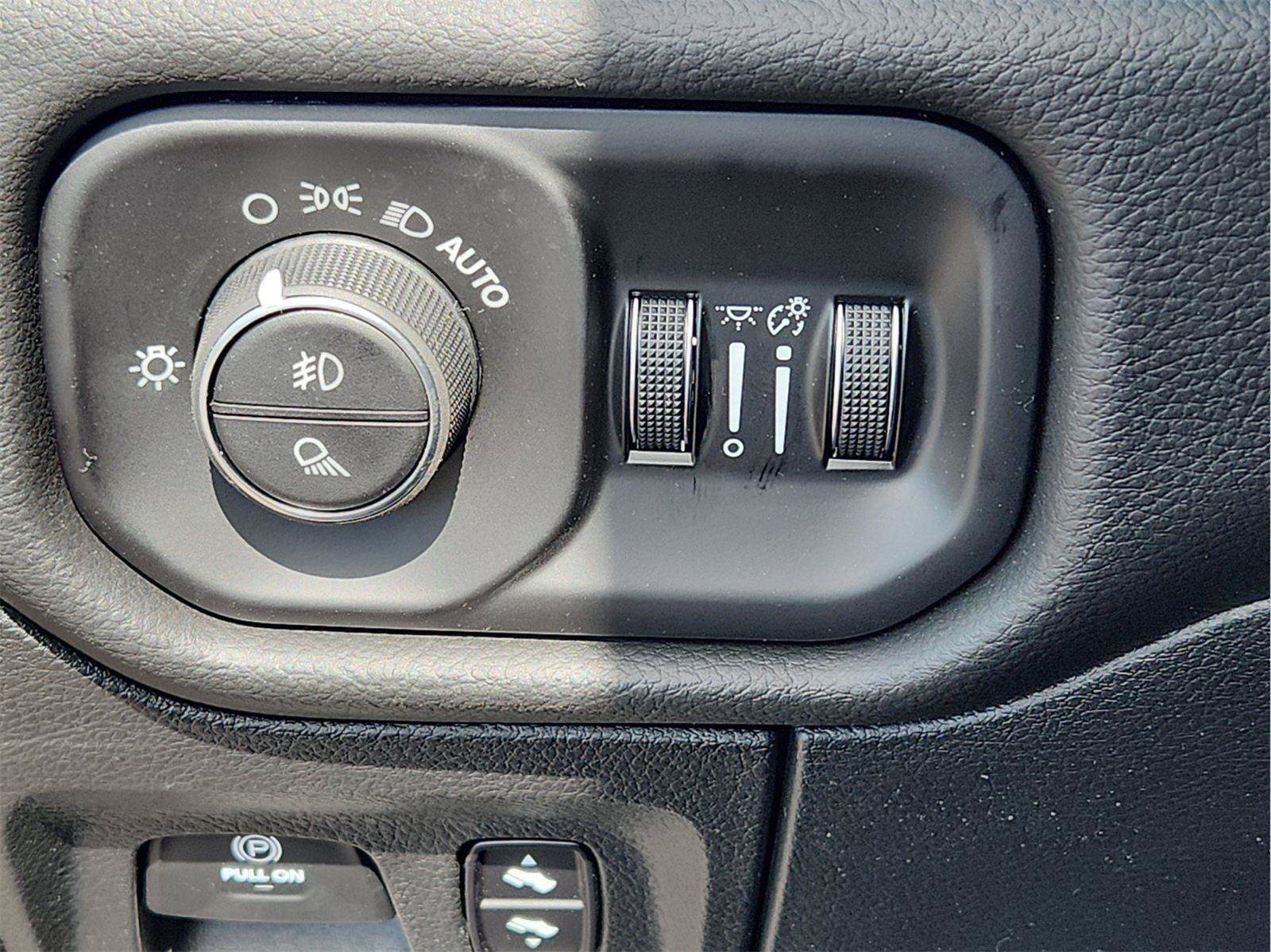 New 2026 RAM 1500 RHO AWD/4WD image 18