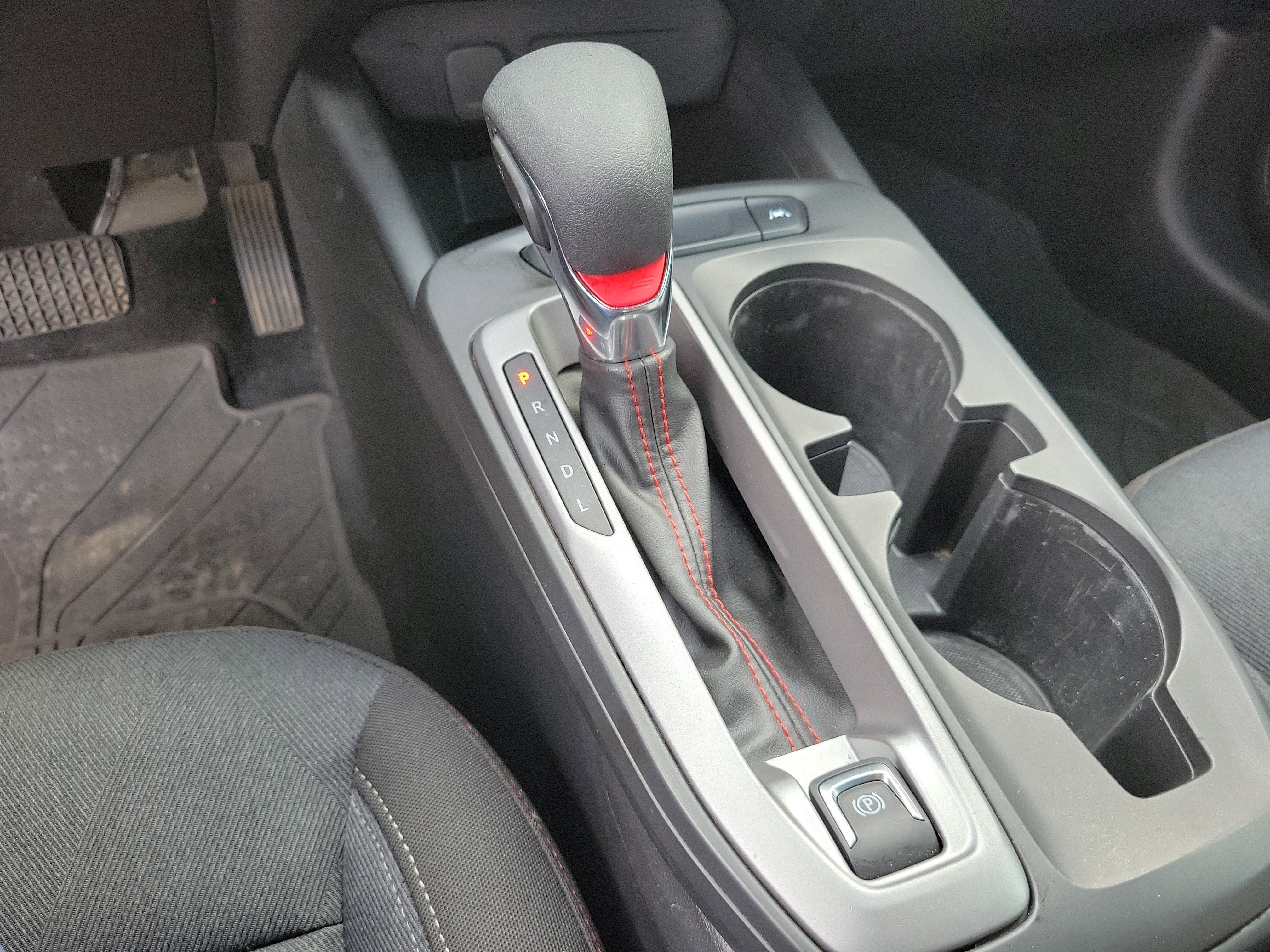 Used 2024 Chevrolet Trax RS w/ Driver Confidence Package image 19