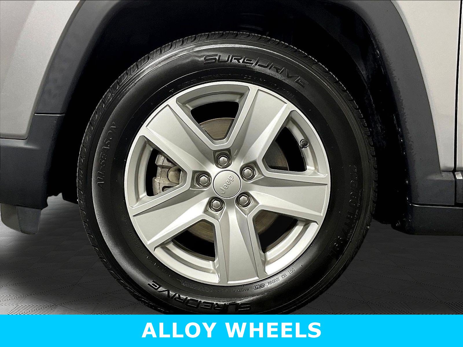 Used 2022 Jeep Compass Latitude FWD image 7