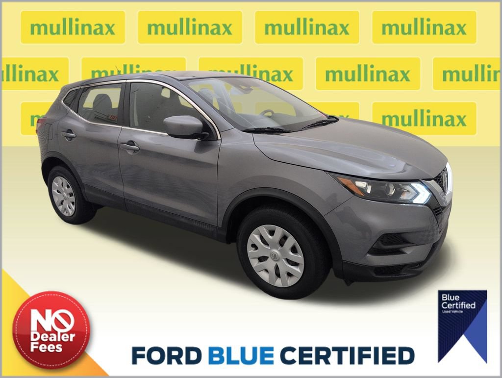 Used 2020 Nissan Rogue Sport S FWD image 1