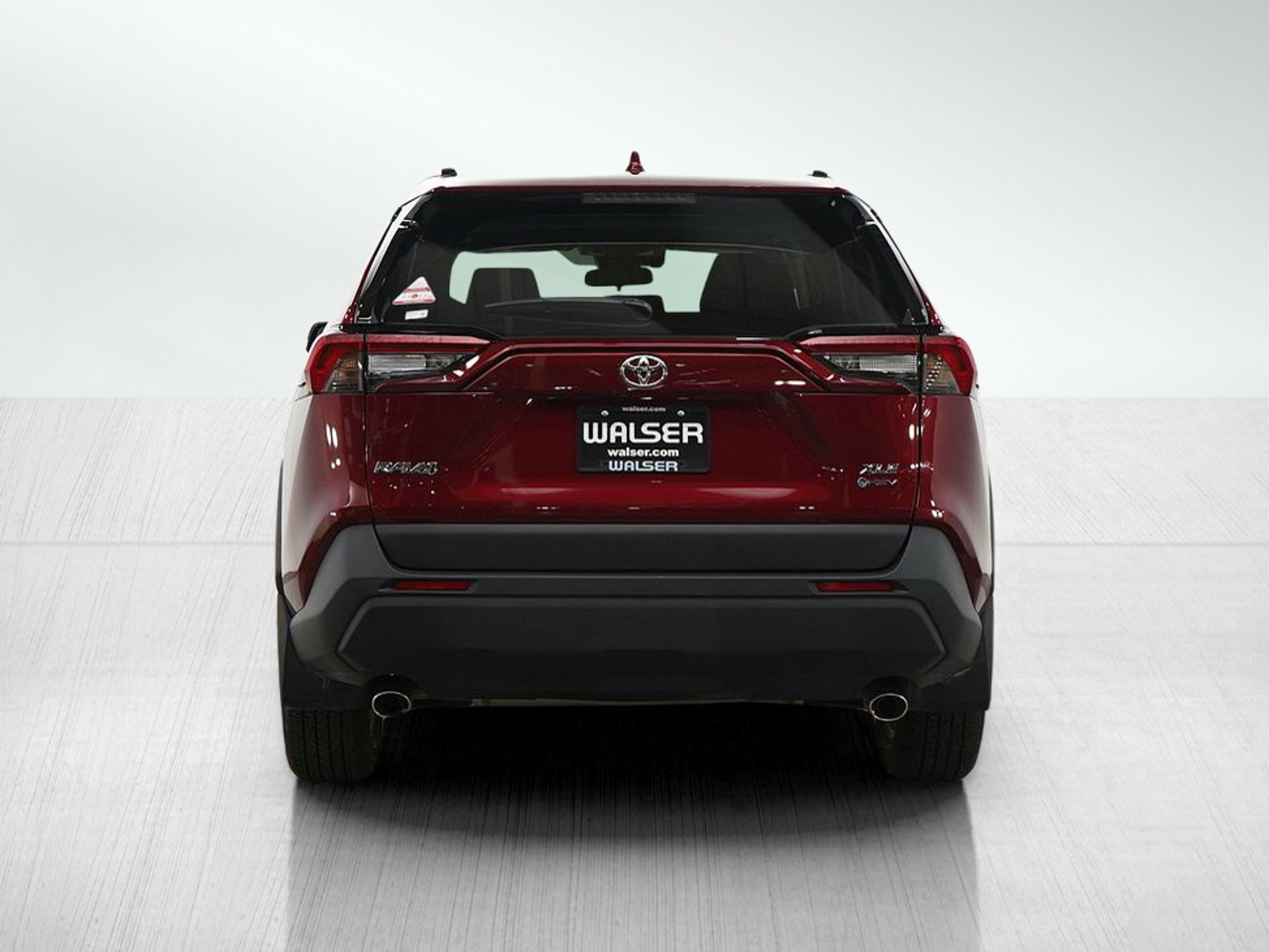 Used 2025 Toyota RAV4 XLE w/ Convenience Package AWD/4WD image 4