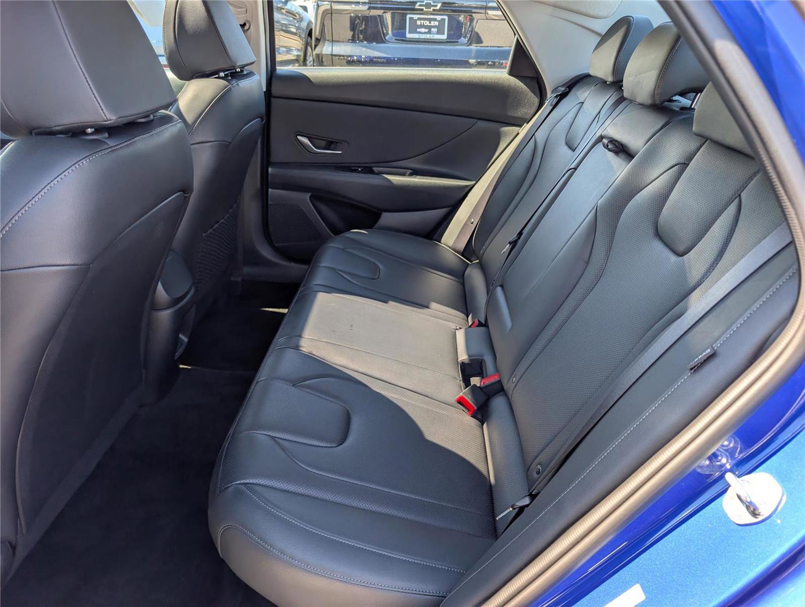 Used 2025 Hyundai Elantra Limited FWD image 14