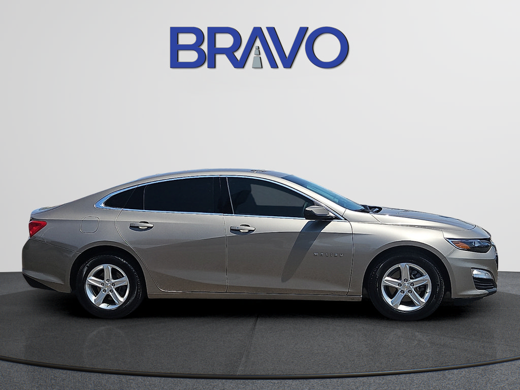 Used 2022 Chevrolet Malibu LS w/ Driver Confidence Package FWD image 5