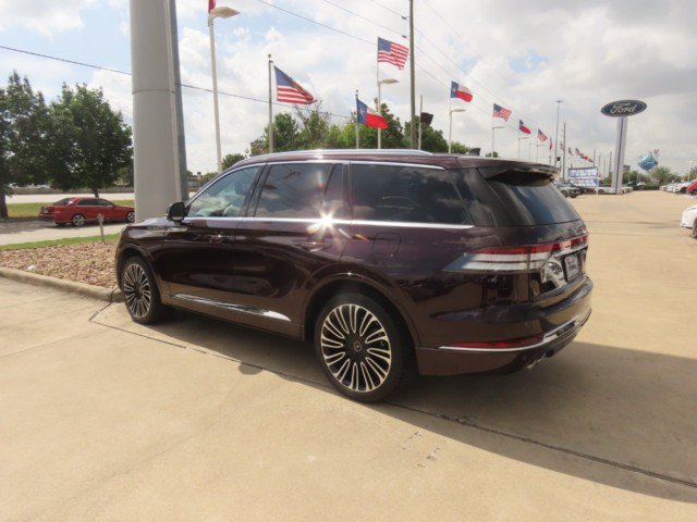 Certified 2023 Lincoln Aviator Black Label AWD/4WD image 15
