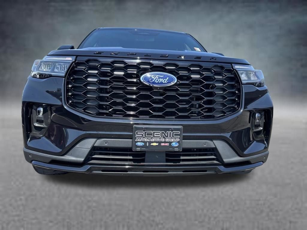 Used 2025 Ford Explorer ST-Line w/ Premium Package RWD image 6