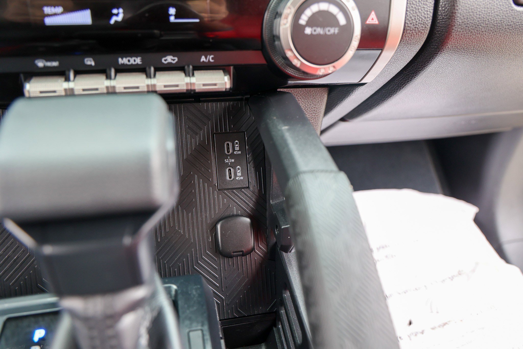 Certified 2025 Toyota Tacoma SR5 image 28