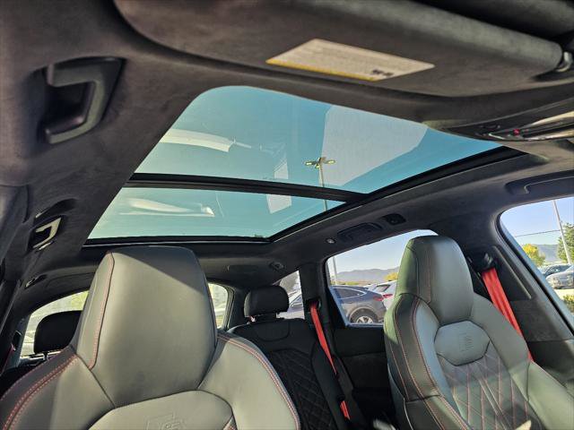 New 2026 Audi SQ7 Prestige image 3