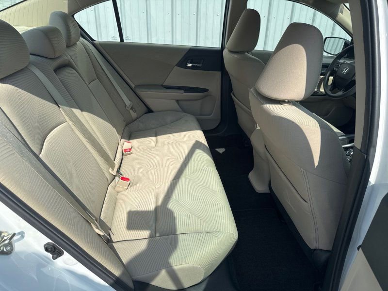 Used 2016 Honda Accord LX image 30
