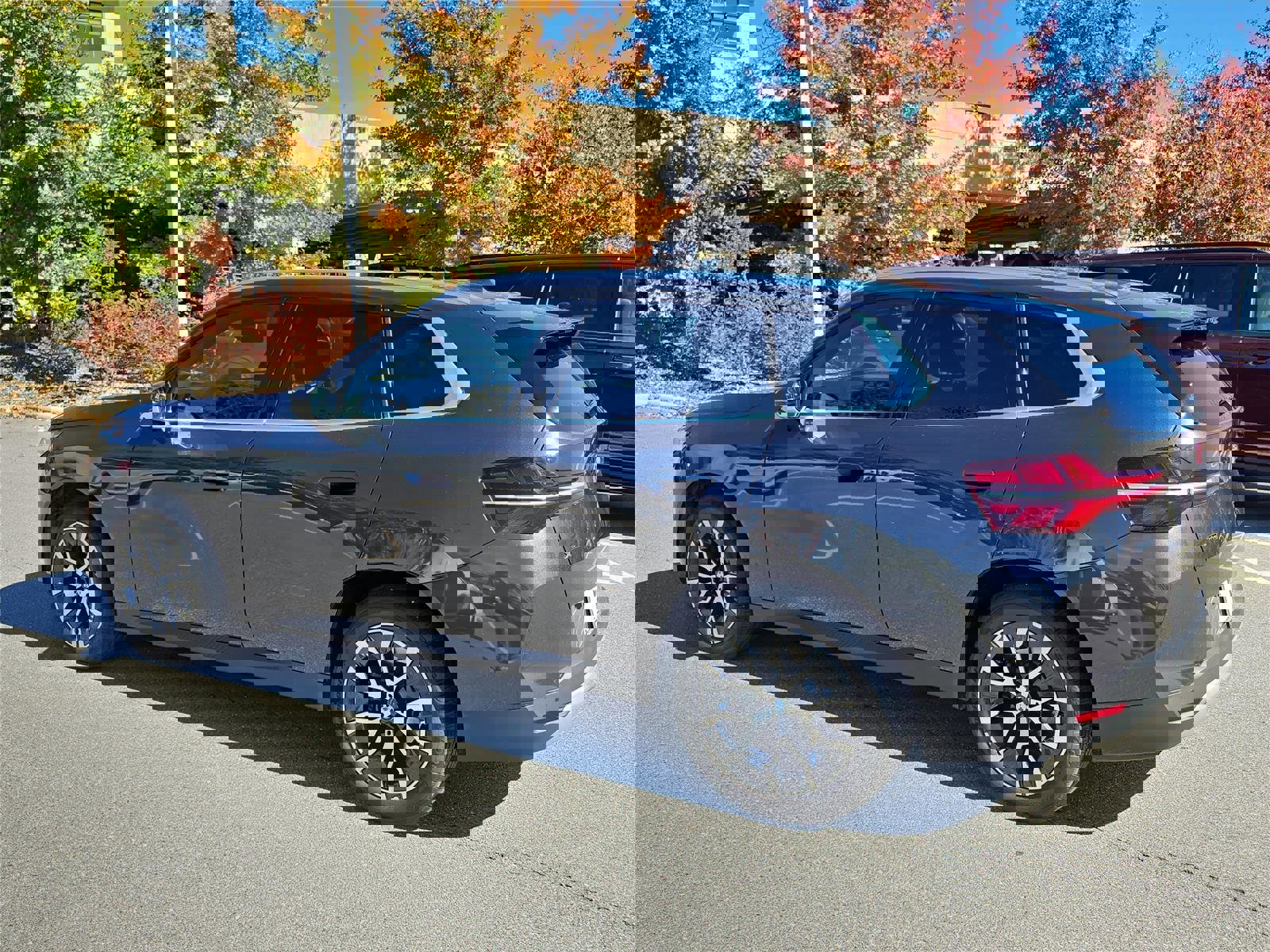 Certified 2025 BMW X3 xDrive30i image 7