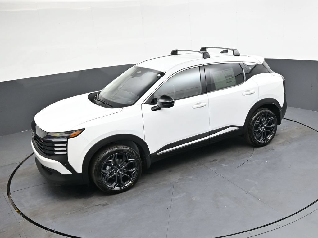 New 2026 Nissan Kicks SR w/ Cold Weather Package FWD image 32