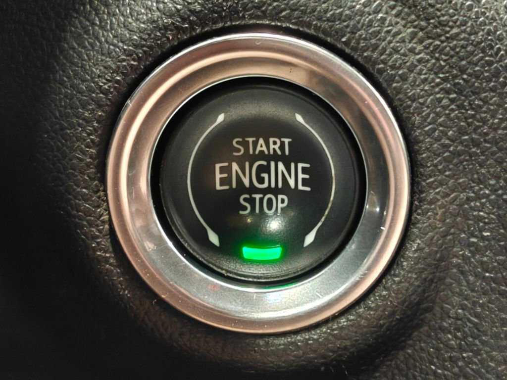 Used 2019 Chevrolet Silverado 1500 RST w/ All-Star Edition AWD/4WD image 12