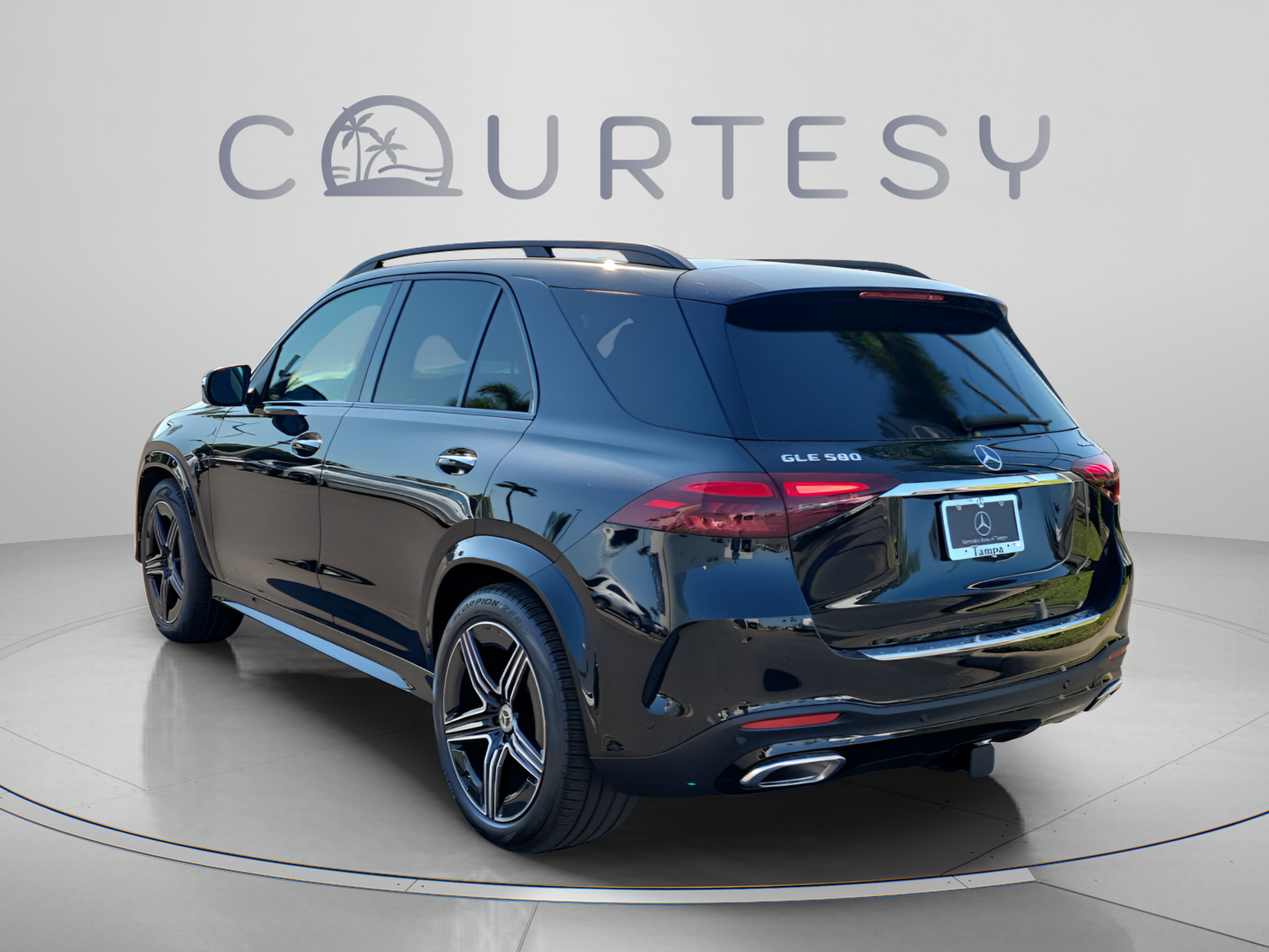 New 2026 Mercedes-Benz GLE 580 4MATIC image 2