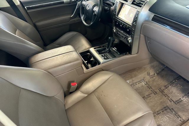 Used 2017 Lexus GX 460 w/ Navigation Package AWD/4WD image 18