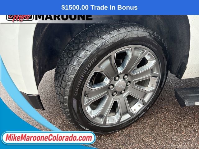 Used 2017 GMC Yukon XL Denali w/ Open Road Package image 9