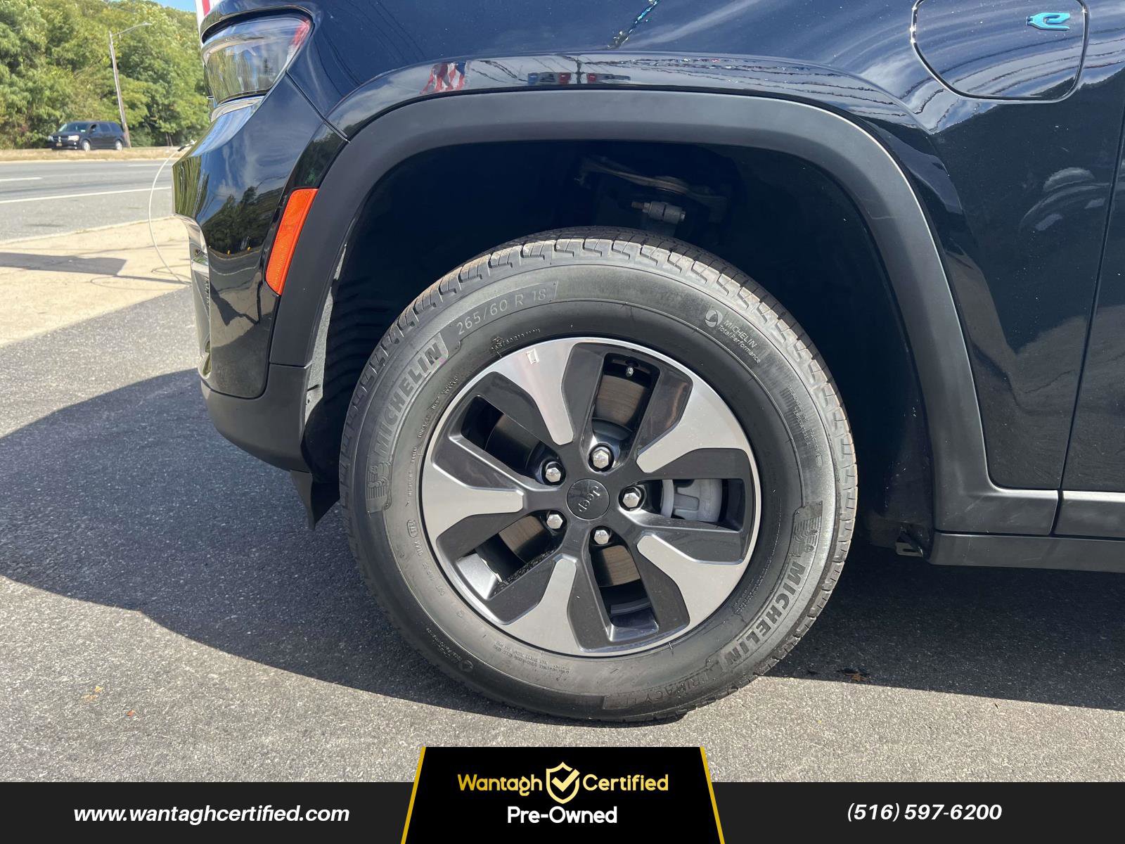 Used 2024 Jeep Grand Cherokee Limited 4xe image 7
