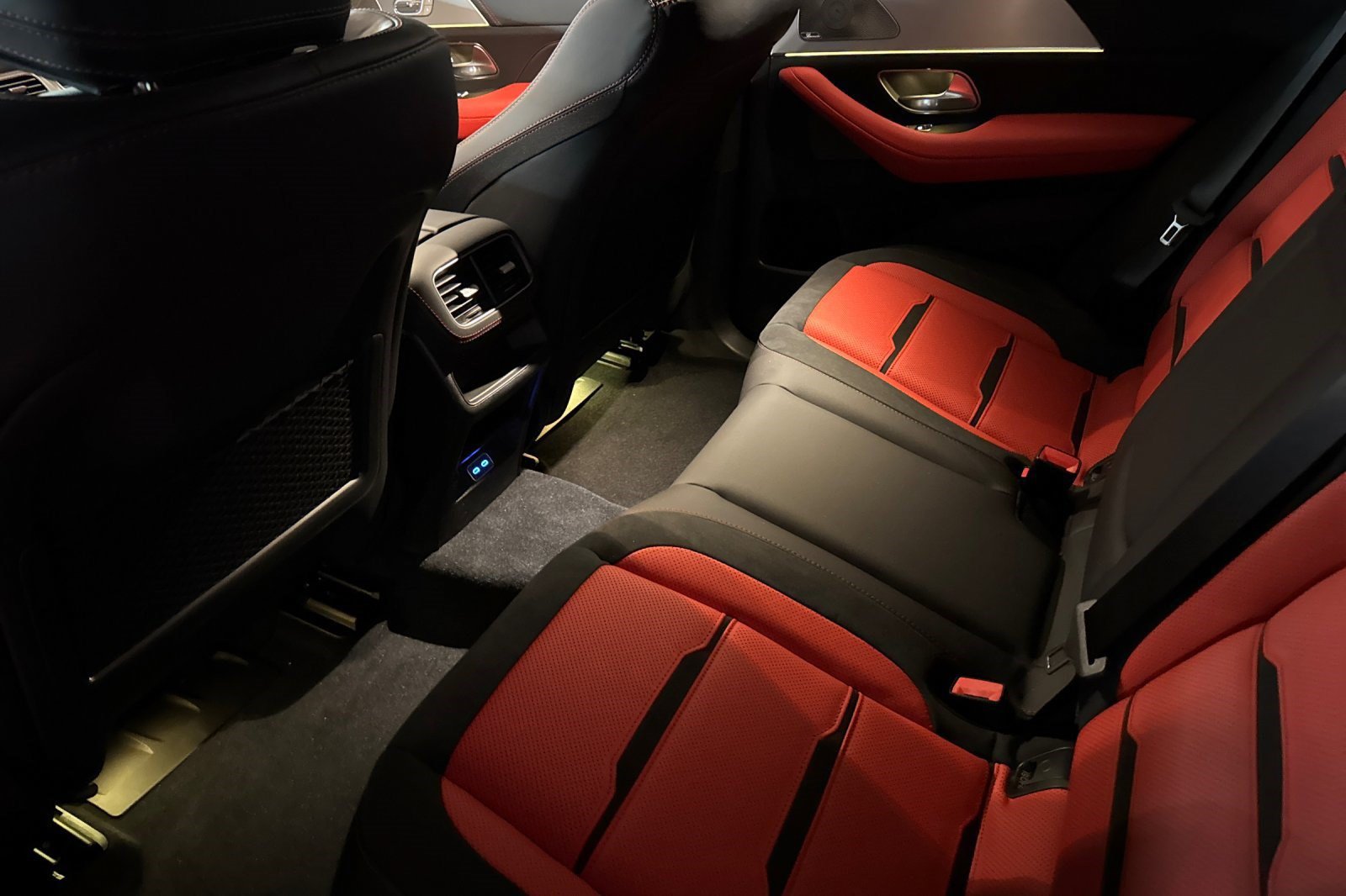 New 2026 Mercedes-Benz GLE 63 AMG S image 24