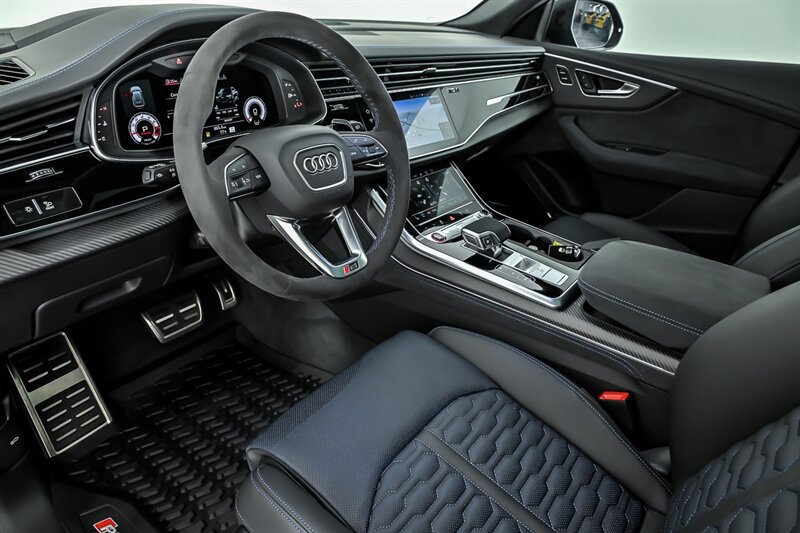 Used 2026 Audi RS Q8 performance AWD/4WD image 15